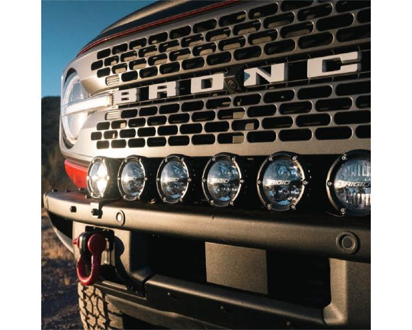 Rigid 360 Connect 30-inch RGBW LED light bar features six pods with spot and drive beams, adjustable curve, and vibrant backlight