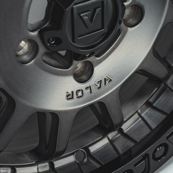 V09 Brushed Charcoal - Dunes 2 Dezert SXS