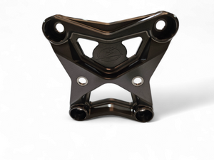 Elektric Off Road gun metal 6-bolt billet radius rod plate with tow hook for Can-Am Maverick X3 - product photo 9