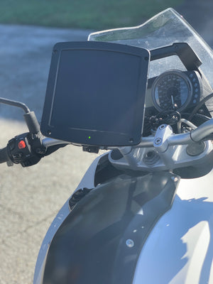 Battery Tender 5 watt solar charger kit, alternate view