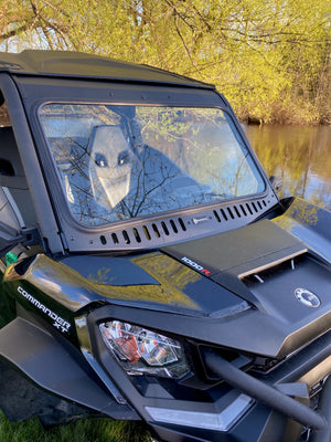 Can-Am Maverick Sport/Trail/Commander Vented Glass Windshield (Collective) - Dunes 2 Dezert SXS
