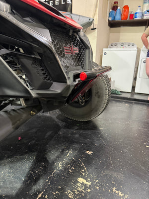 Can-Am Maverick R Front Bumper - Dunes 2 Dezert SXS