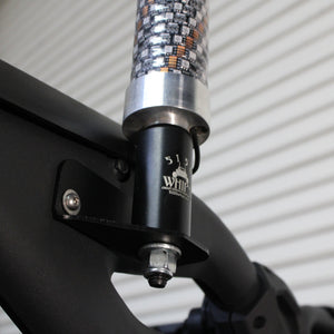 5150 Can-Am Maverick R whip mount, Maverick R whip mount bolted to roll bar with magnetic base