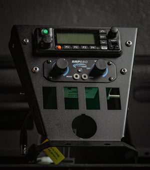 SFM Rugged Radio/RDM-DB Mount + 4 Switch Slots – Can-Am X3 - Dunes 2 Dezert SXS