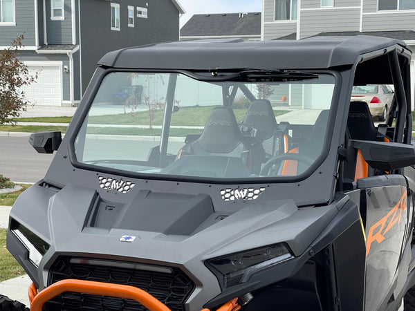 Moto Armor Full Glass Windshield for 2024+ Polaris RZR XP 1000 – Laminated Safety Glass, CNC Aluminum Frame, Spring Vents, Manual Wiper