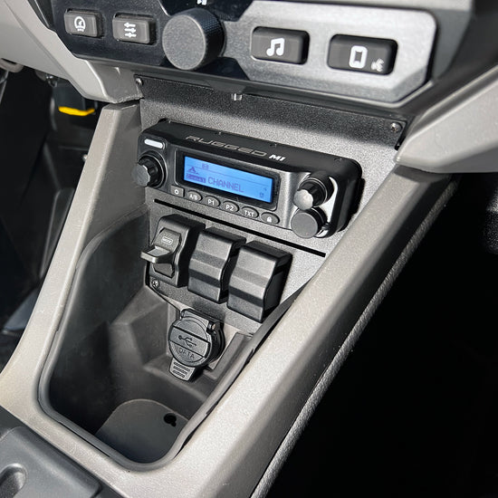 2026 RZR Pro R Ultimate Communication Kit (10.4”) - Dunes 2 Dezert SXS