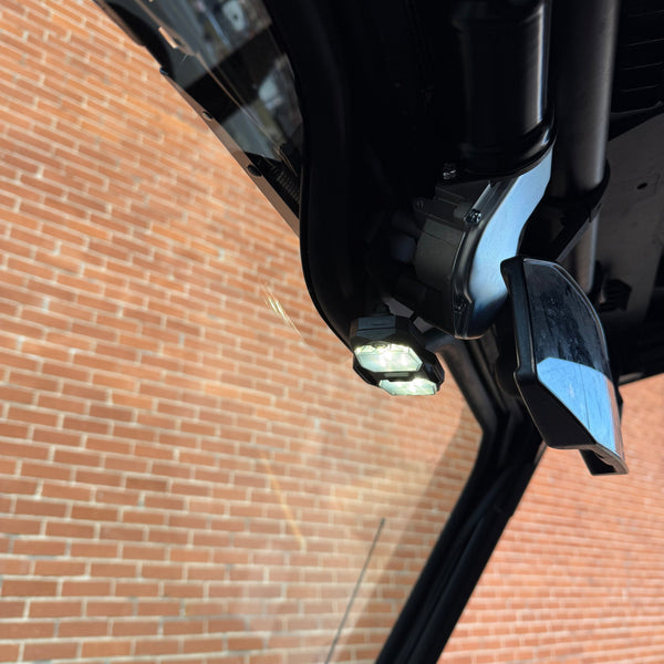 Polaris General 2.0 Vented Glass Windshield - Dunes 2 Dezert SXS