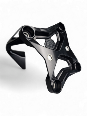 Elektric Off Road black 6-bolt XL billet radius rod plate with tow hook for Can-Am Maverick X3 - product photo 3