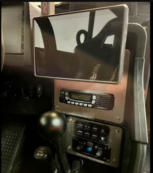 Speed UTV GPS Dash Mount - Dunes 2 Dezert SXS