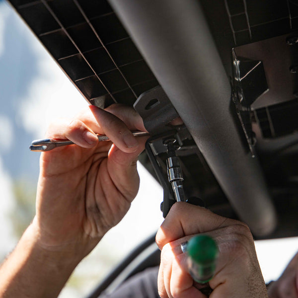 Maverick Sport / Commander Center Mirror Mount - Dunes 2 Dezert SXS