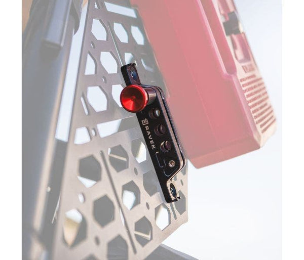 Quick-Release Fire Extinguisher Mount for MOLLE Panel - Dunes 2 Dezert SXS