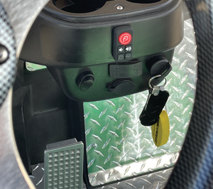 Party Stick – 12V Dash Install, Knockout Keypad | Bazooka - Dunes 2 Dezert SXS