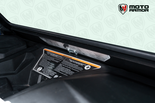 DOT glass windshield for Can-Am Commander and Maverick Trail with spring vents, aluminum frame, and manual wiper for all-weather riding.