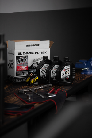Sxs Quick Change Kit 10w 50 With Black Oil Filter