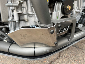 Polaris PRO R Oil Filter Guard - Dunes 2 Dezert SXS
