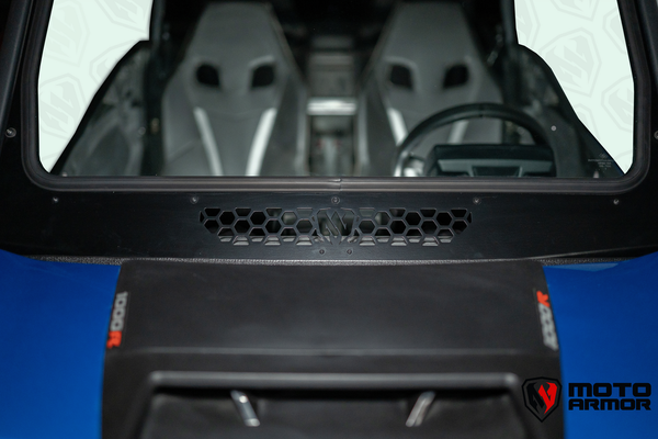 DOT glass windshield for Can-Am Commander and Maverick Trail with spring vents, aluminum frame, and manual wiper for all-weather riding.