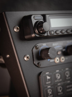 SFM M1/G1 Radio Mount with SwitchPros – Can-Am X3 - Dunes 2 Dezert SXS