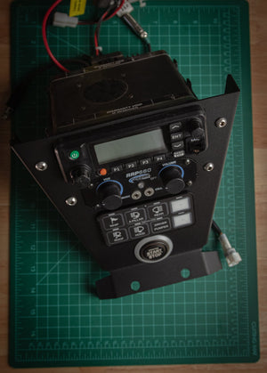 SFM Rugged Radio & SwitchPros Mount – Can-Am X3 (2017–2022) - Dunes 2 Dezert SXS