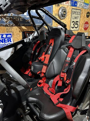 RZR PRO Bump Seat w/ Harness (2025+) - Dunes 2 Dezert SXS