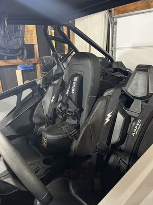 RZR PRO Bump Seat w/ Harness (2025+) - Dunes 2 Dezert SXS