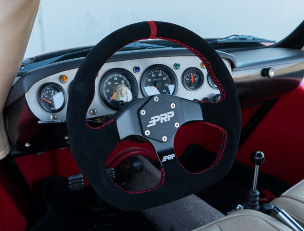 COMP-R STEERING WHEEL – Installed