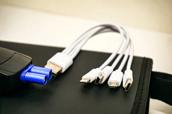 4-in-1 USB cord